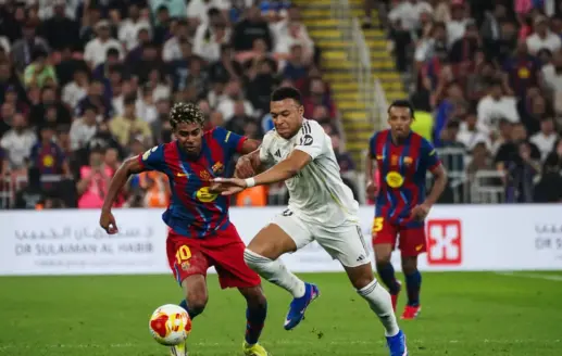 Mbappe Risks Injury vs Barca Saving Coach